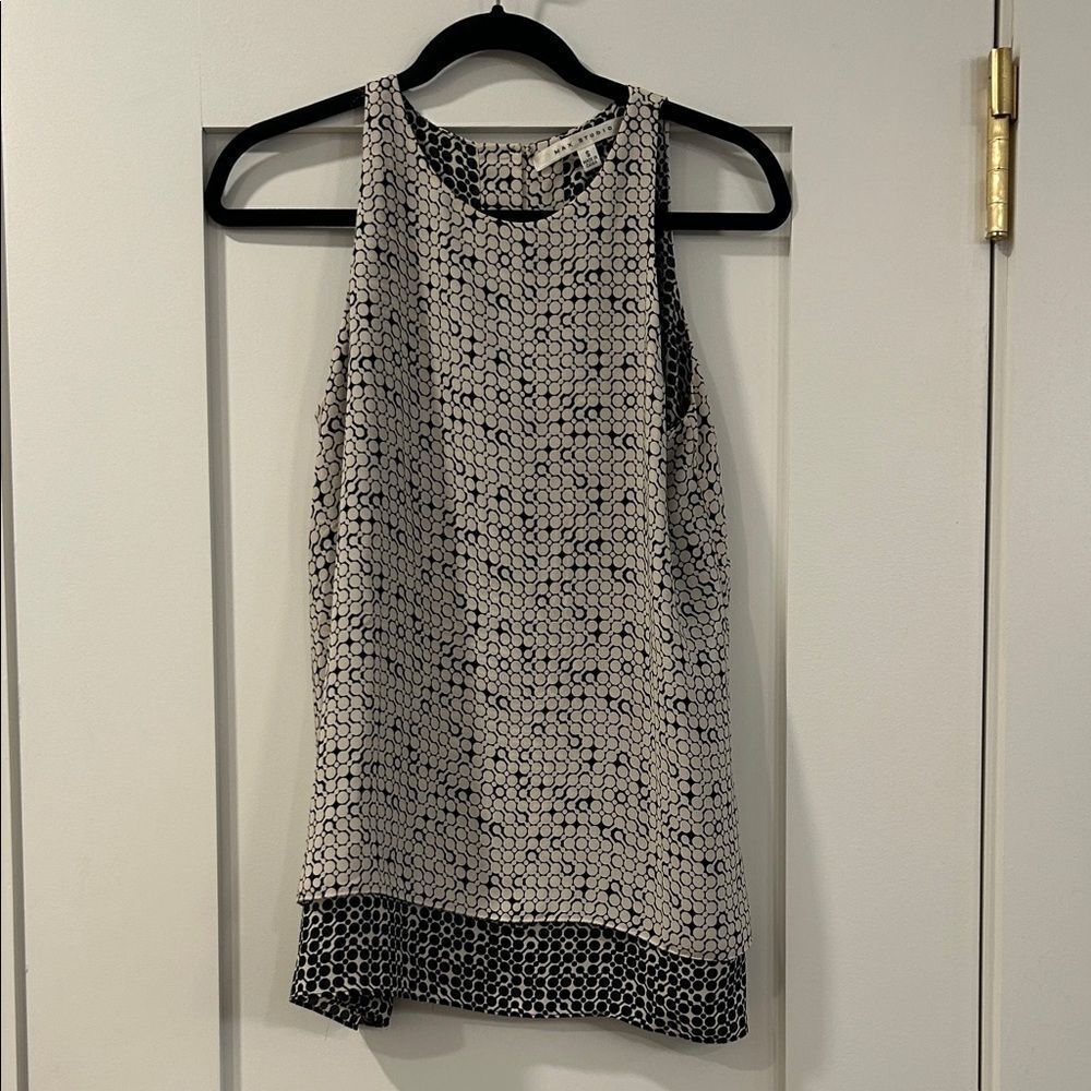 Max Studio Black and Cream Patterned Sleeveless Blouse, Size Small